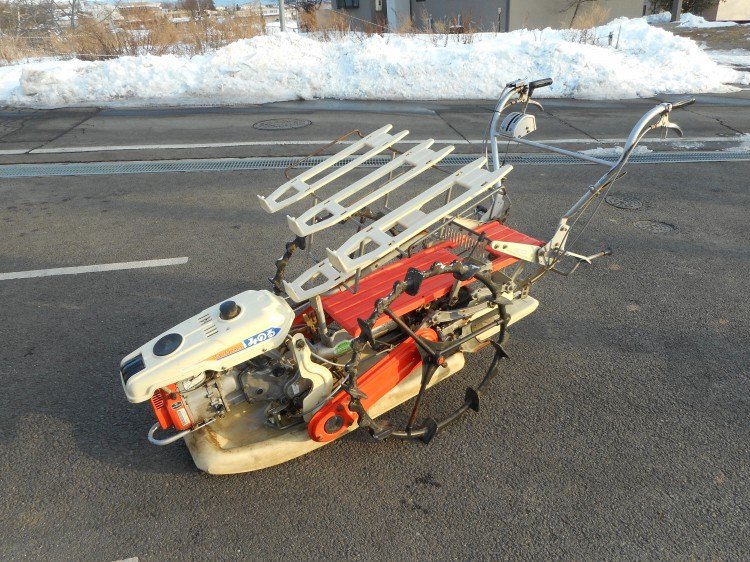 みのる産業 中古田植機 LT-2F-D3の商品画像1