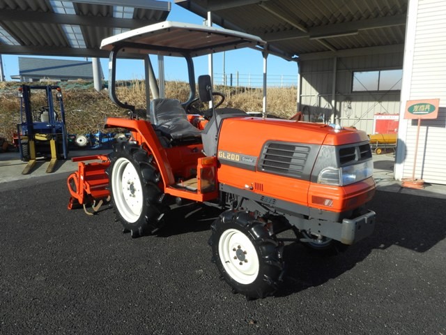 クボタ 中古トラクター GL200の商品画像1