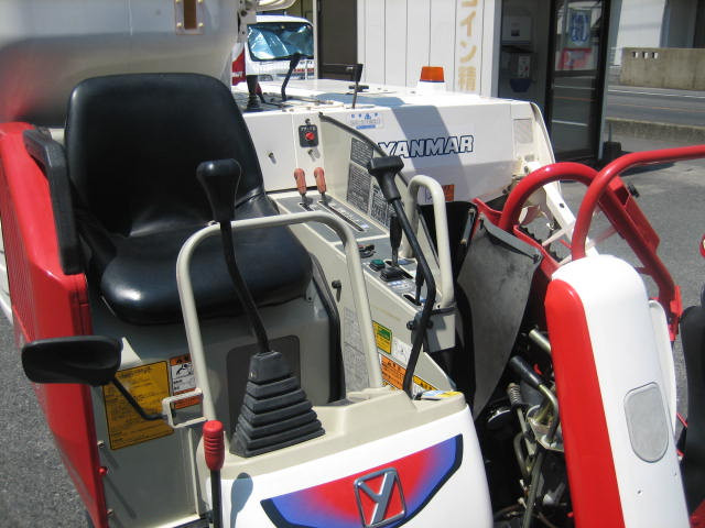 ヤンマー 中古コンバイン EE-60G JWLS(14馬力） の商品画像7