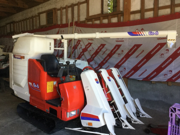 ヤンマー 中古コンバイン Ee-6の商品画像1