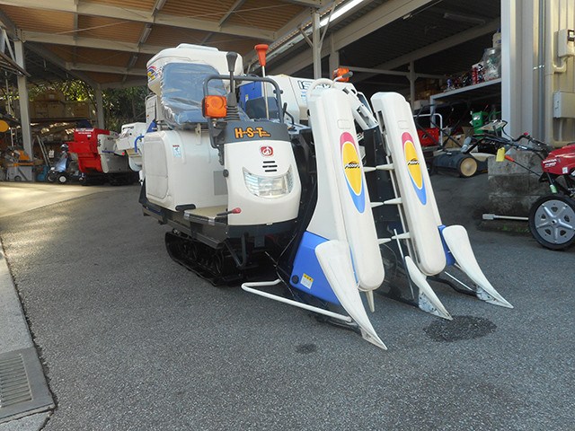 イセキ 中古コンバイン HP23-KWCの商品画像1