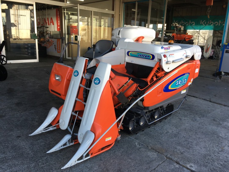 クボタ 中古コンバイン SR-J3の商品画像1