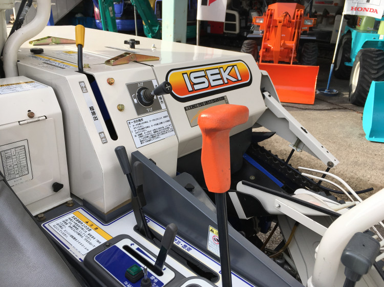 イセキ 中古コンバイン HVA316の商品画像9