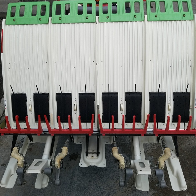 ヤンマー 中古田植機 Pe-4の商品画像4