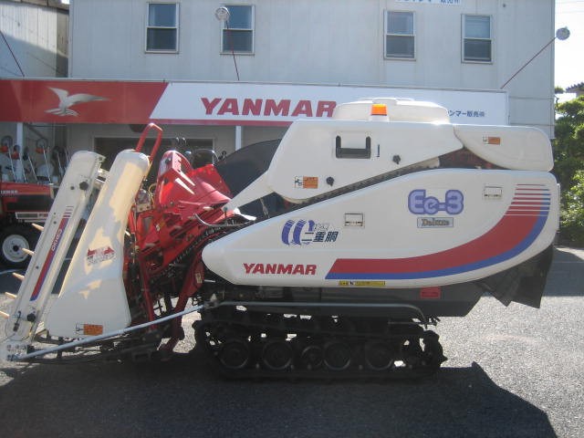 ヤンマー 中古コンバイン Ee-3D HWLS  の商品画像1