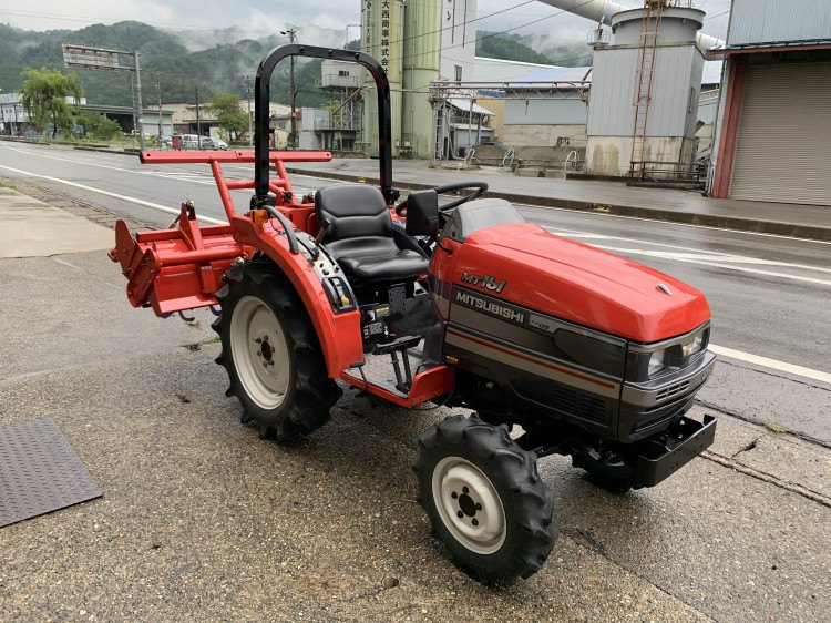 三菱 中古トラクター MT161の商品画像1