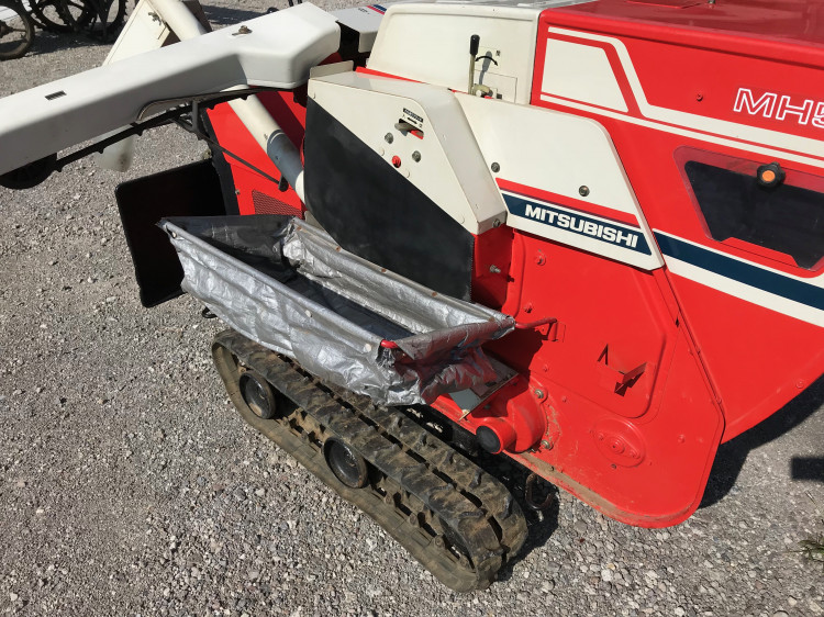 三菱 中古ハーベスター MH50の商品画像3