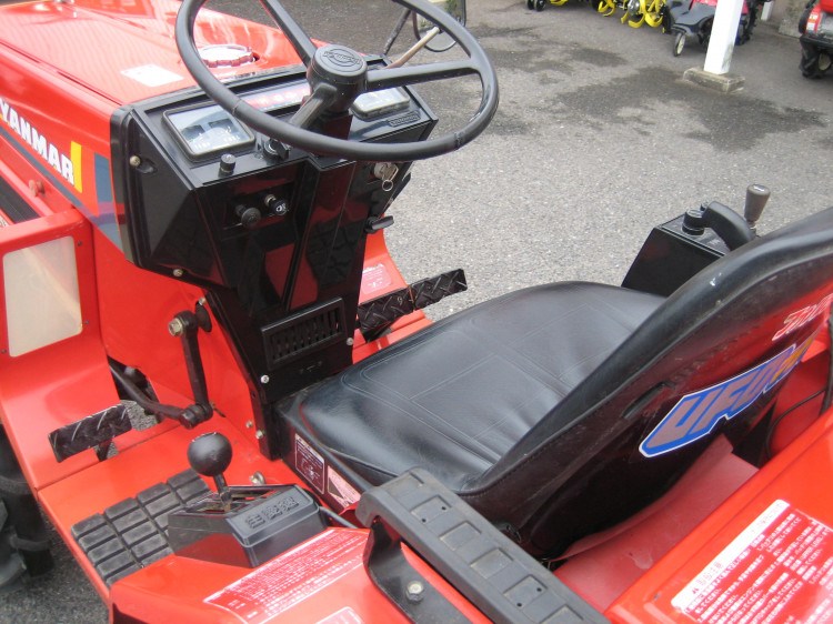 ヤンマー 中古トラクター F14 DUSの商品画像7
