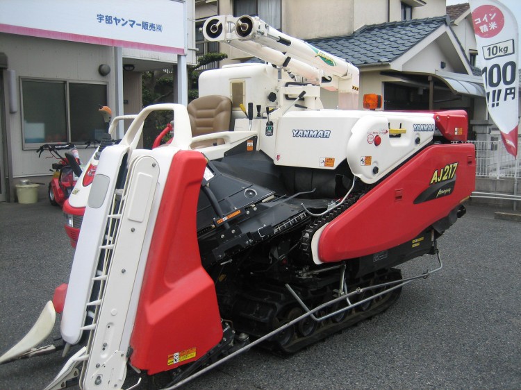ヤンマー 中古コンバイン AJ 217 MHLの商品画像2