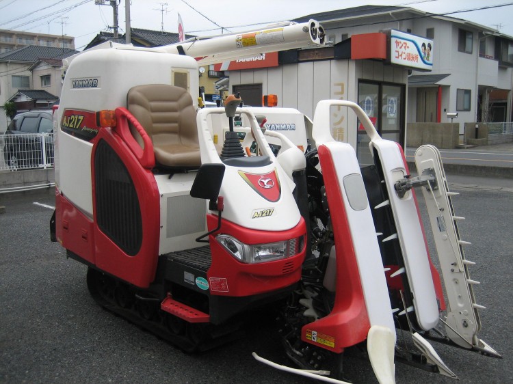 ヤンマー 中古コンバイン AJ 217 MHLの商品画像3