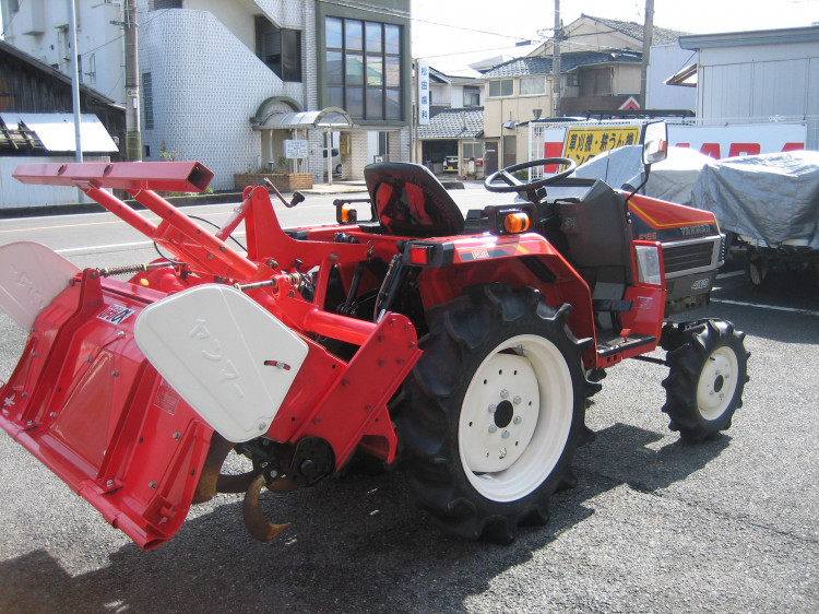 ヤンマー 中古トラクター F165DAUS(16.5馬力)の商品画像4
