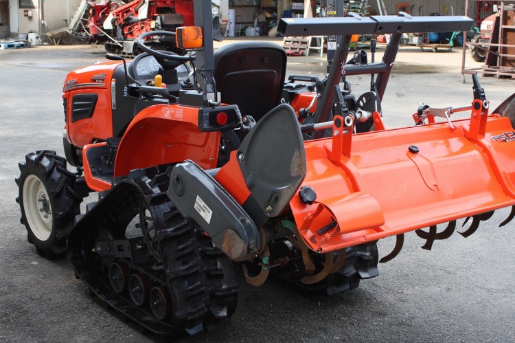 クボタ 中古トラクター  JB15X パワクロ 15馬力 パワステ 自動水平の商品画像2