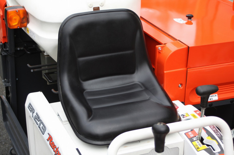 クボタ 中古コンバイン ER213 ラクティー 2条刈 12.5馬力 ホッパー仕様の商品画像4
