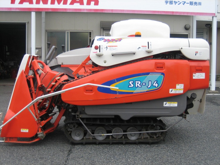 クボタ 中古コンバイン SR-J4 HDWの商品画像1