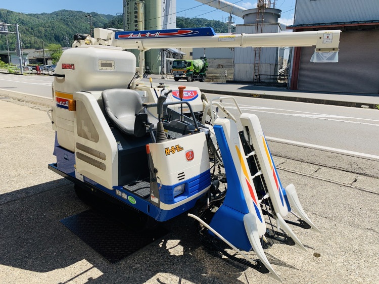 イセキ 中古コンバイン HVA216Gの商品画像2