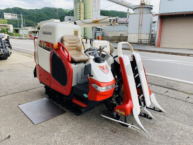 ヤンマー 中古コンバイン AJ218の商品画像2