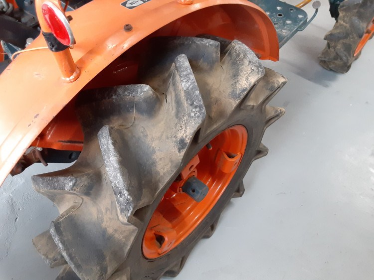 クボタ 中古トラクター B6001の商品画像7