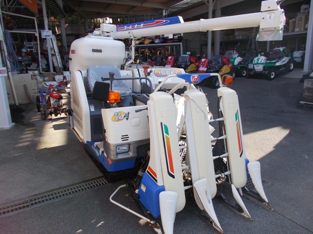 イセキ 中古コンバイン HVA316G-ZKWC