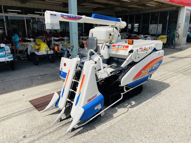 イセキ 中古コンバイン HVB217Gの商品画像1