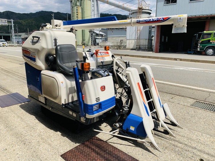 イセキ 中古コンバイン HVB217Gの商品画像2