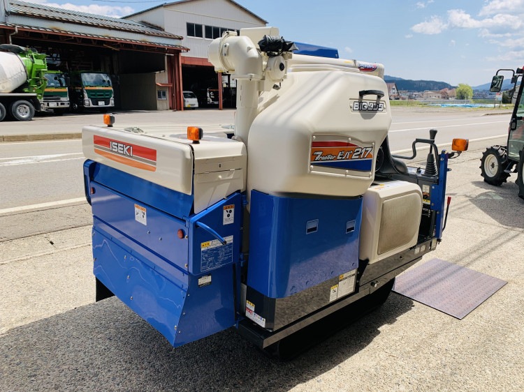 イセキ 中古コンバイン HVB217Gの商品画像3