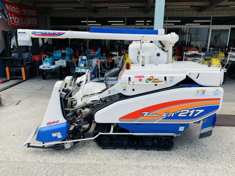 イセキ 中古コンバイン HVB217Gの商品画像4