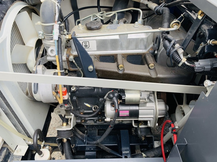 イセキ 中古コンバイン HVB217Gの商品画像8