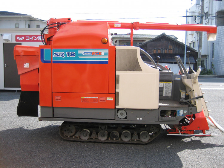 クボタ 中古コンバイン SR18JGDWの商品画像5