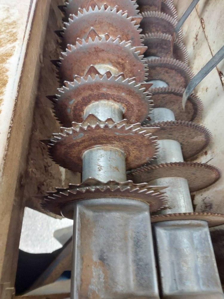 イセキ 中古コンバイン HVF-323  G-ZKWCの商品画像4