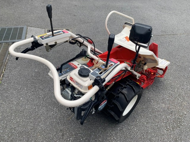 ヤンマー 中古バインダー Be30AD-EDSの商品画像4