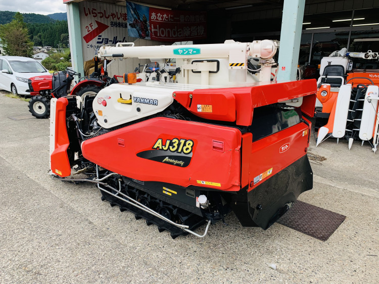 ヤンマー 中古コンバイン AJ318の商品画像3