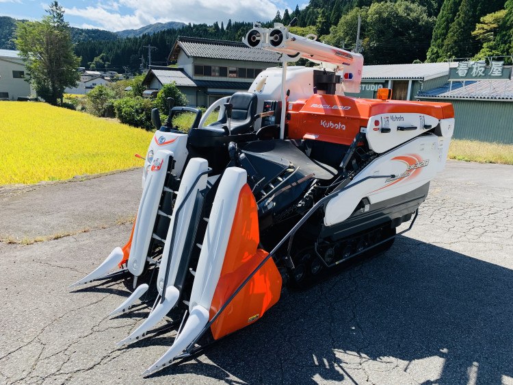 クボタ 中古コンバイン ER320の商品画像1