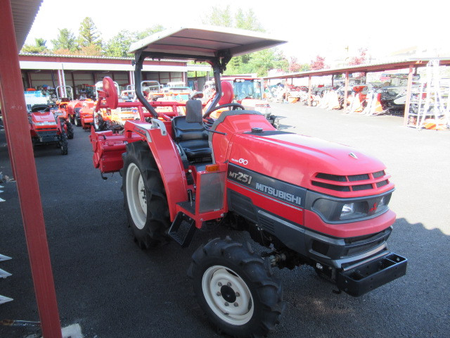 三菱 中古トラクター MT251の商品画像2