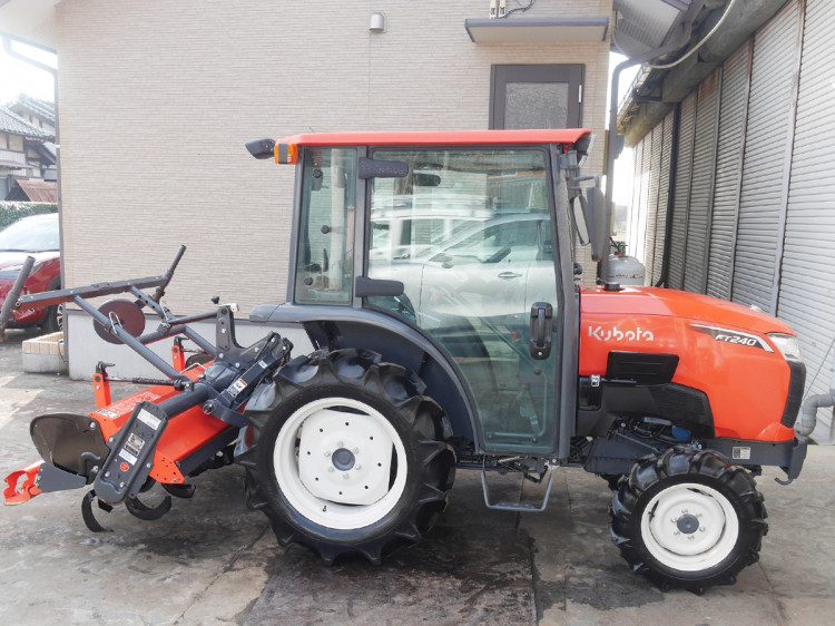 クボタ 中古トラクター FT240 New GRANFORCEの商品画像3