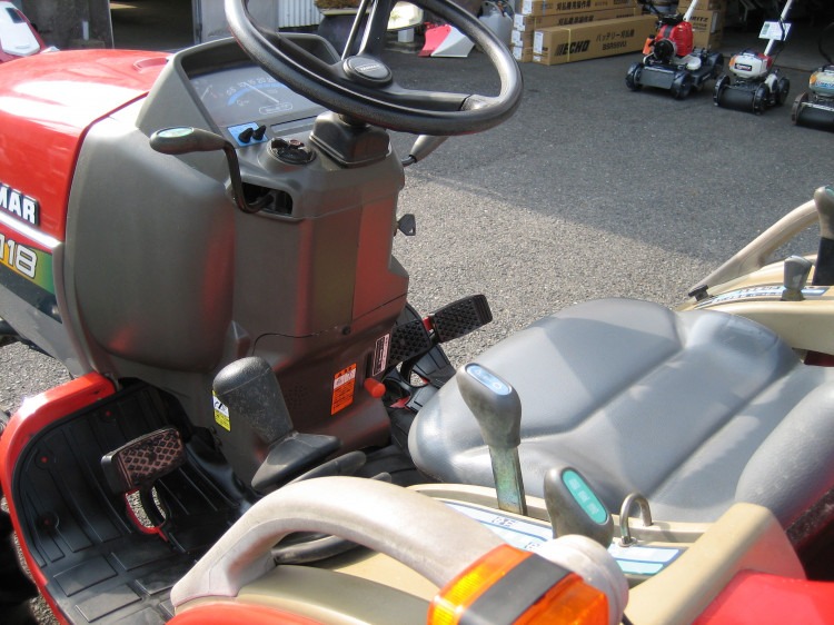 ヤンマー 中古トラクター AF118VPUS4Mの商品画像9