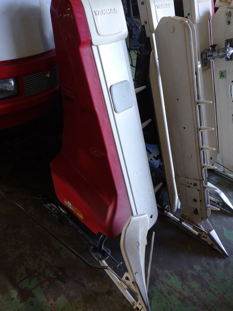 ヤンマー 中古コンバイン GC328Vの商品画像3