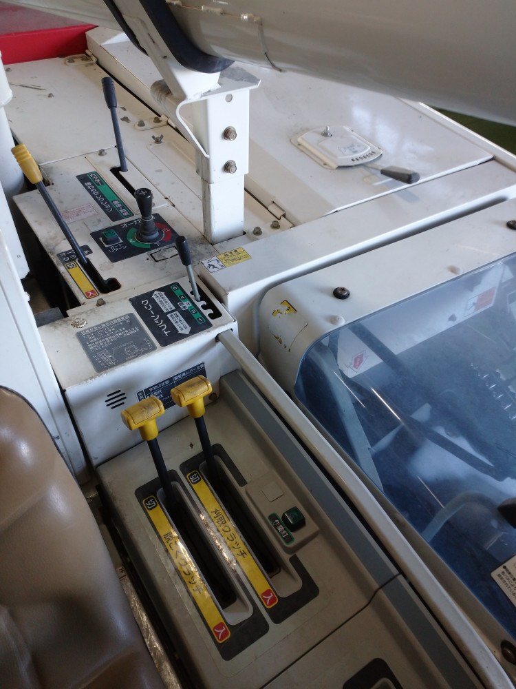 ヤンマー 中古コンバイン GC328Vの商品画像7