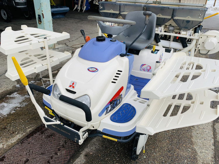 三菱 中古田植機 LV4の商品画像3