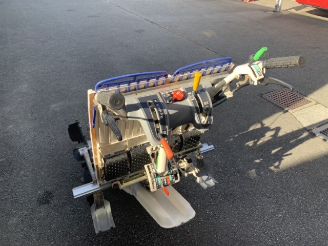 イセキ 中古田植機 PC25D-70の商品画像3