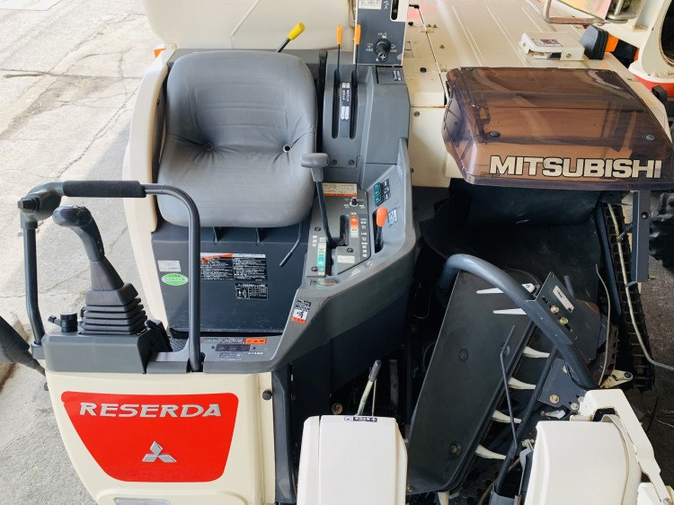 三菱マヒンドラ農機 中古コンバイン VMS18Gの商品画像9