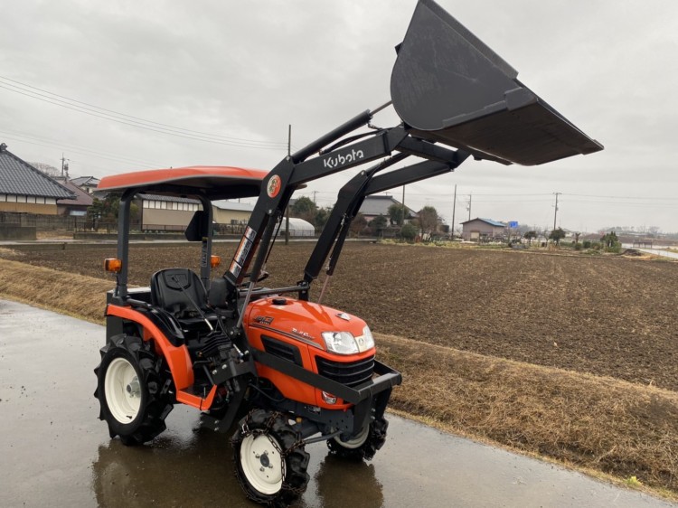 クボタ 中古トラクター JB13XSLD　EXTRA　フロントローダーの商品画像1