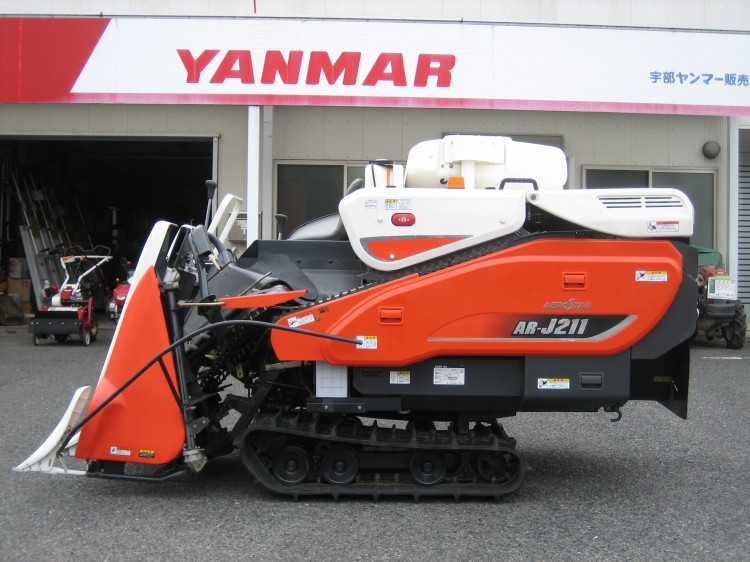 クボタ 中古コンバイン AR-J211 Wの商品画像1