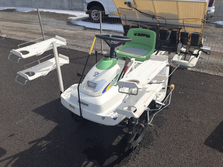 ヤンマー 中古田植機 Pe-1Xの商品画像1