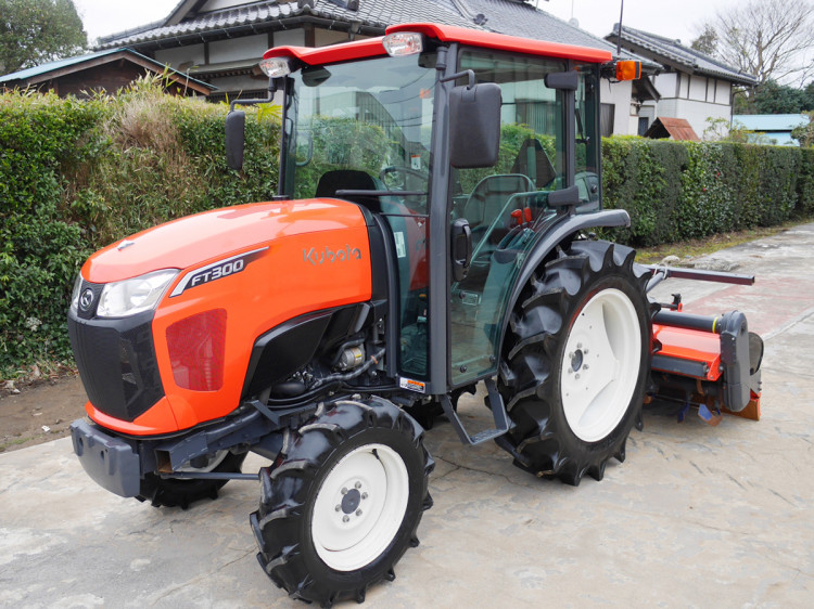 クボタ 中古トラクター FT300　グランフォースの商品画像1