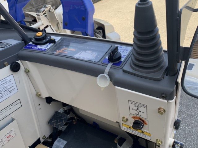 イセキ 中古コンバイン HVG323G-ZKHWCの商品画像4