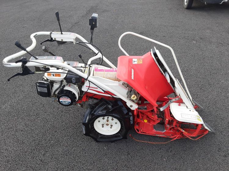 ヤンマー 中古バインダー Be30の商品画像2