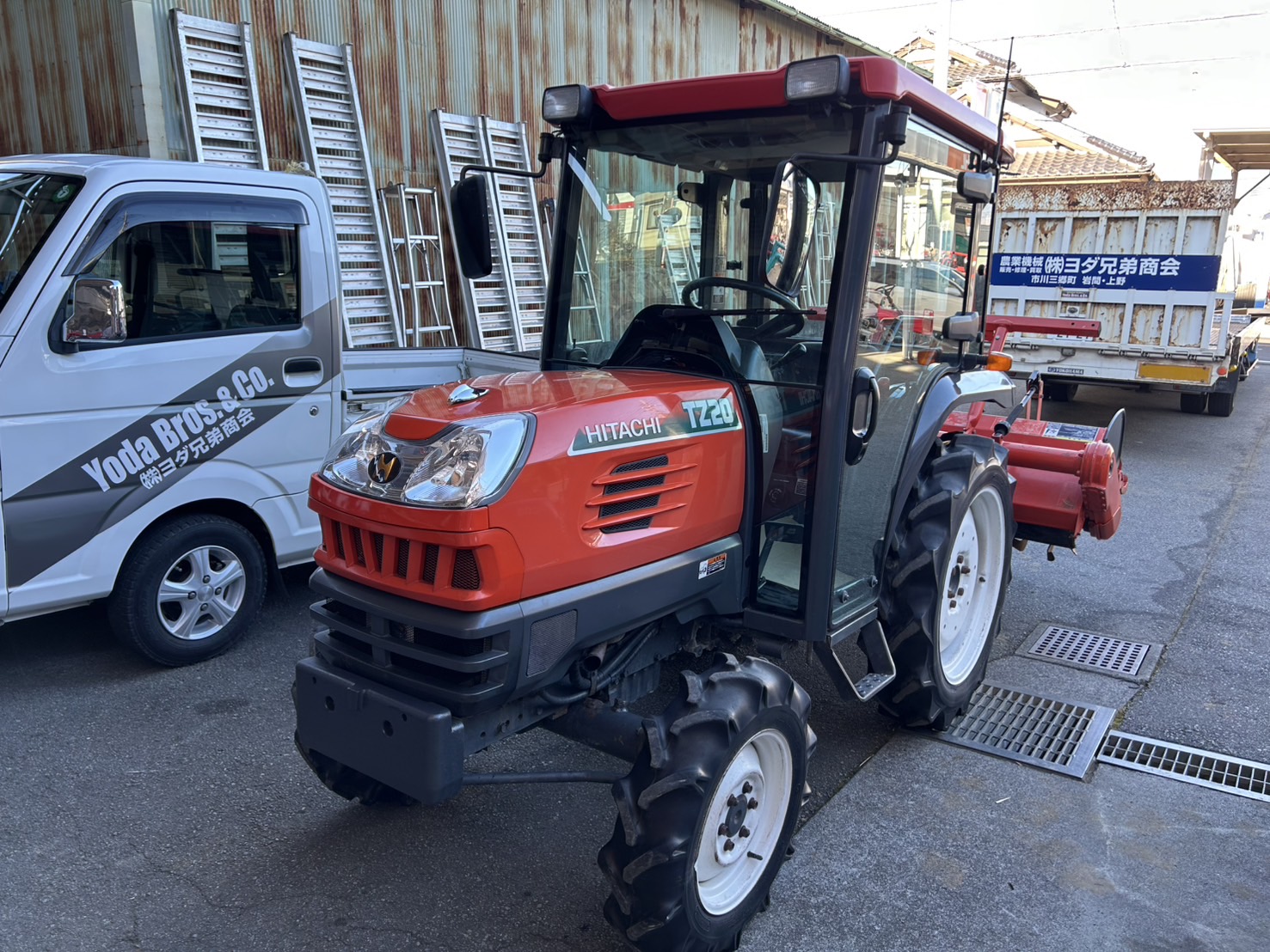 日立 中古トラクター TZ20MAの商品画像1