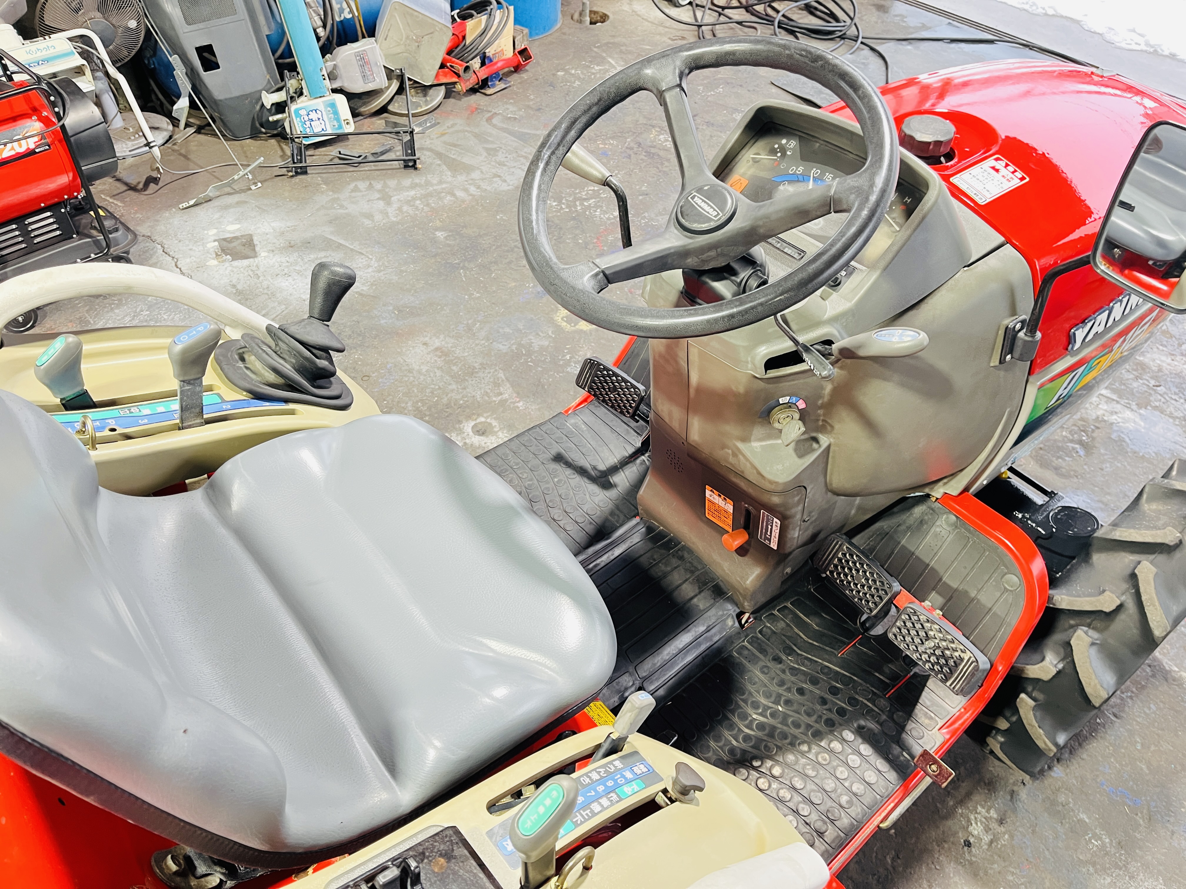 ヤンマー 中古トラクター AF118の商品画像9