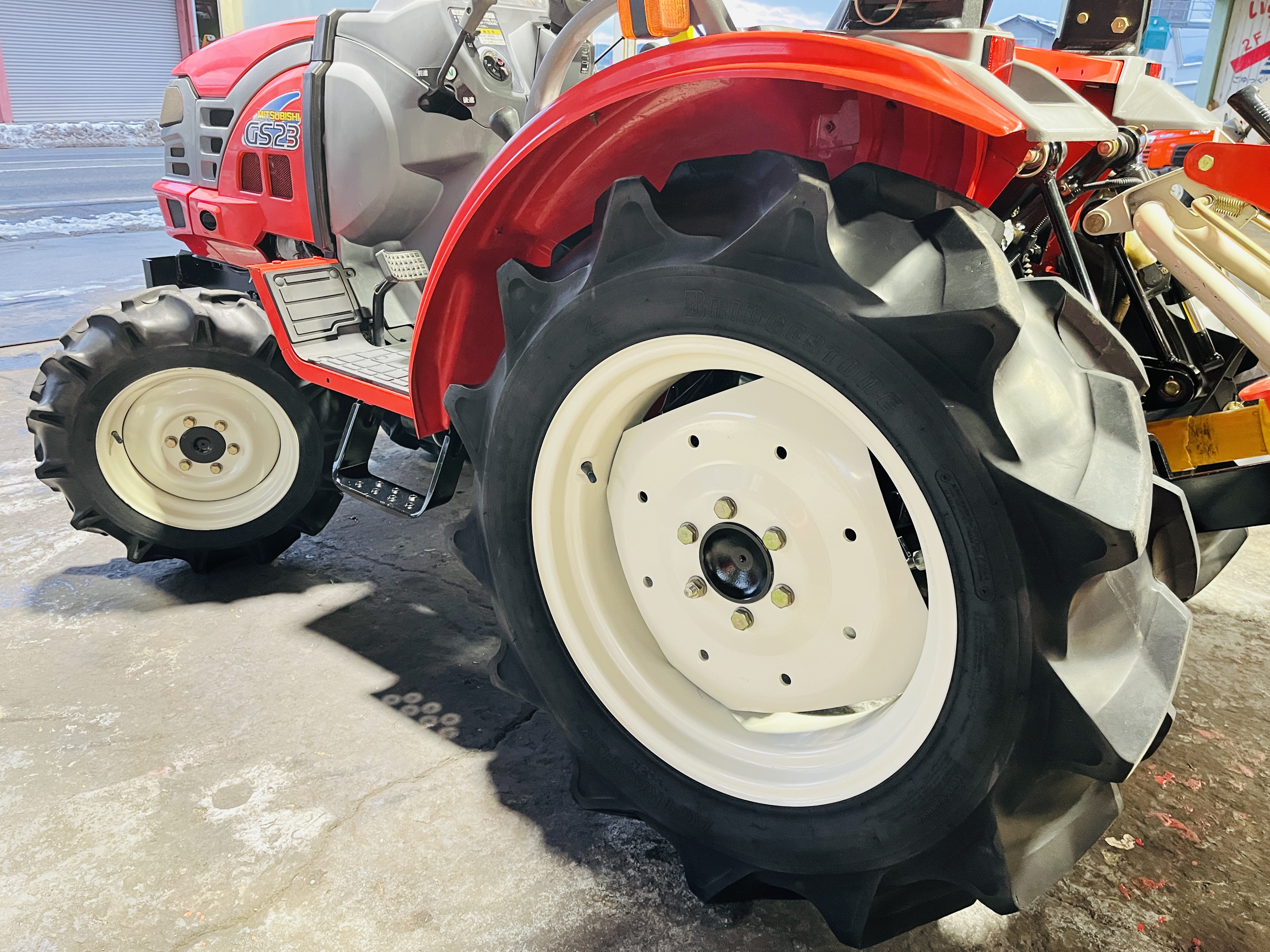 三菱マヒンドラ農機 中古トラクター GS23の商品画像8