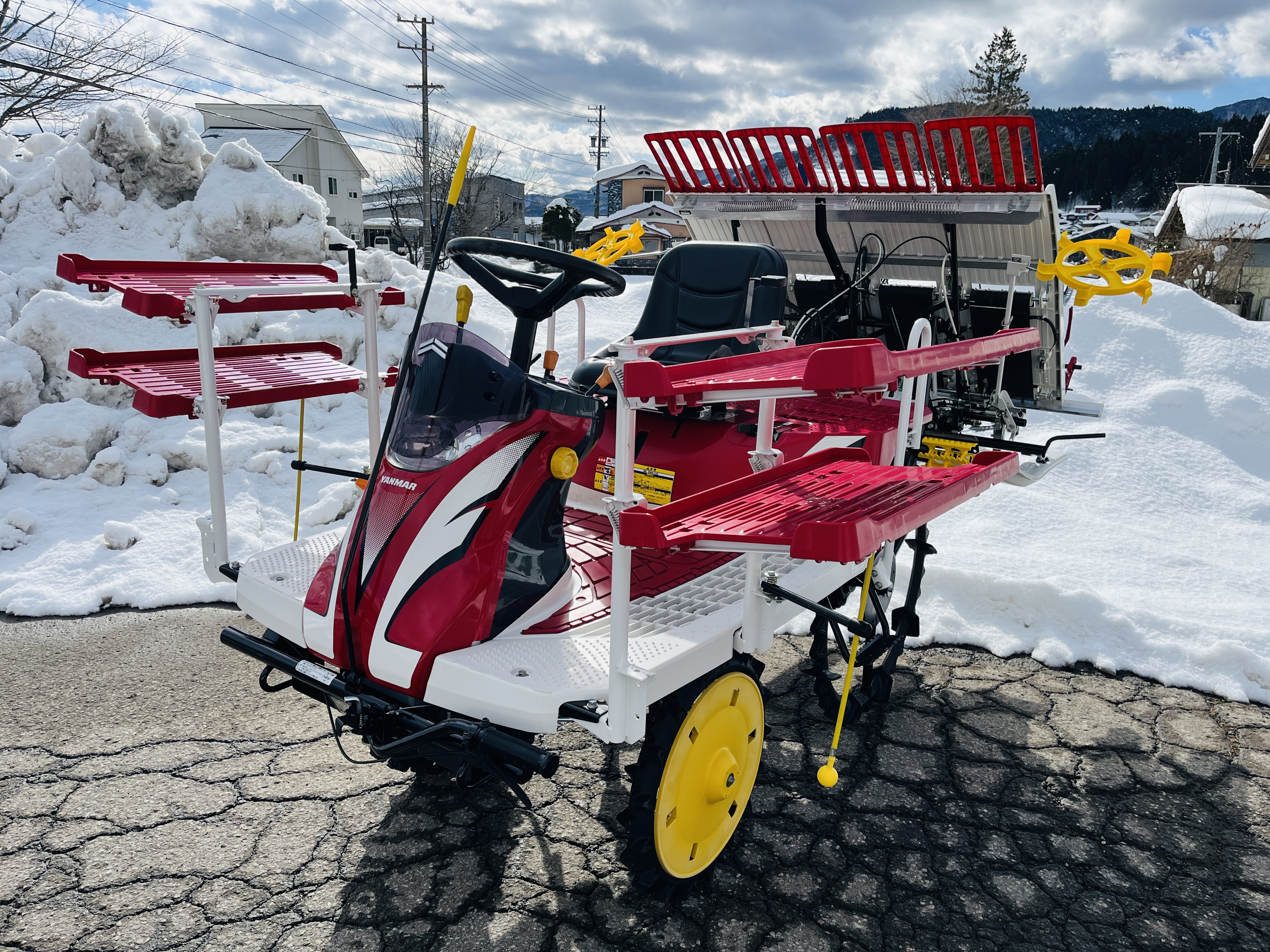 ヤンマー 中古田植機 YR4Jの商品画像1